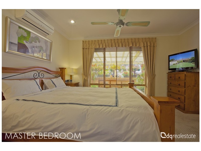 6 Nicholson Place, Ballajura WA 6066