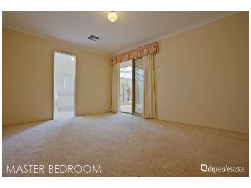 26 Carwoola Circle, Carramar WA 6031