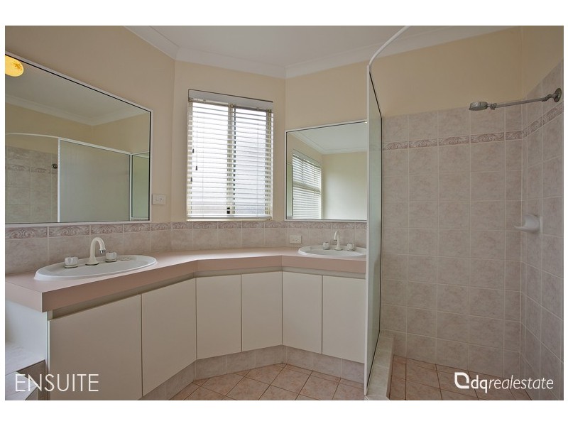 26 Carwoola Circle, Carramar WA 6031