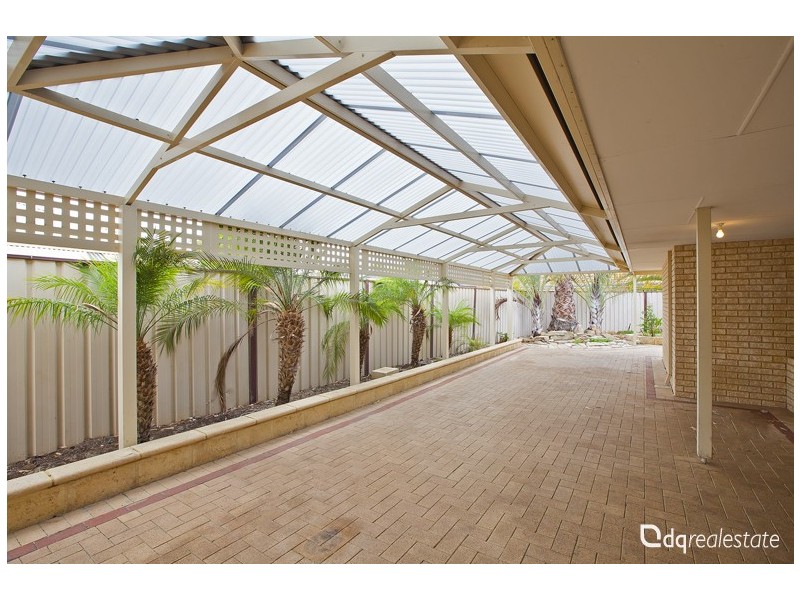 26 Carwoola Circle, Carramar WA 6031