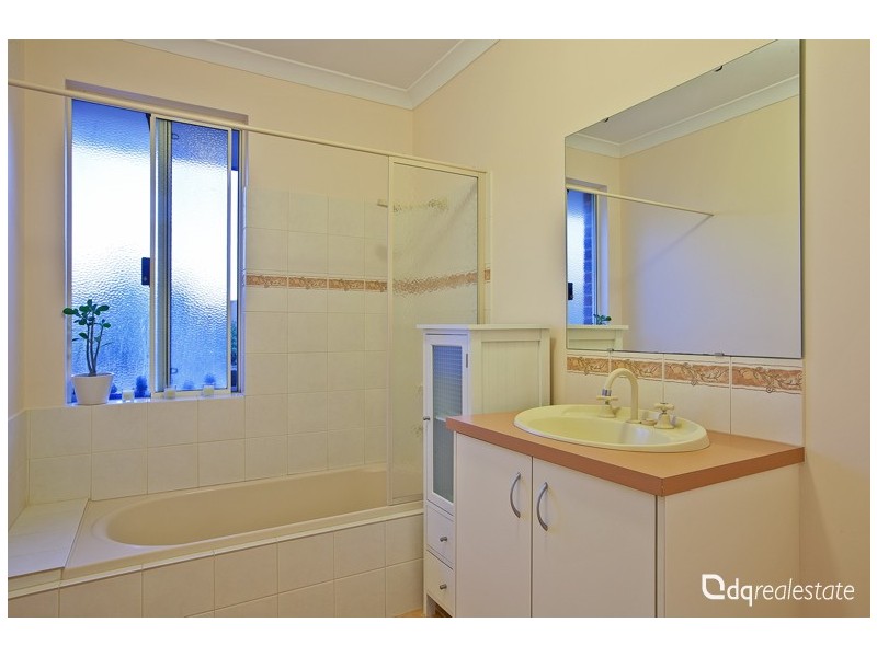 9 Bonita Way, Tapping WA 6065