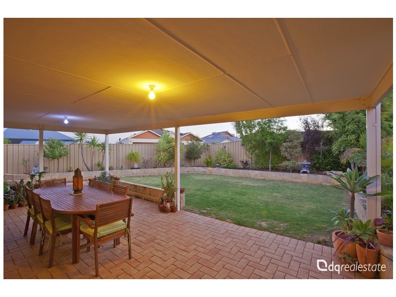 9 Bonita Way, Tapping WA 6065