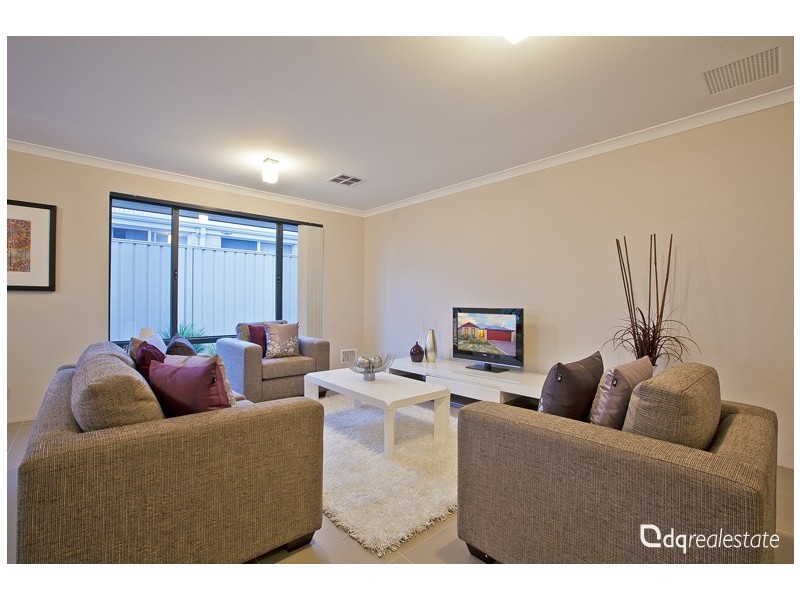 81 Hampton Road, Darch WA 6065