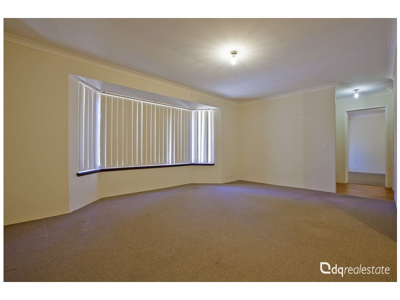 4 Roxwell Way, Girrawheen WA 6064