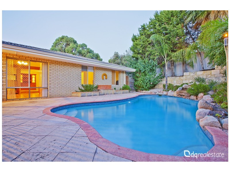9 Marlandy Court, Woodvale WA 6026