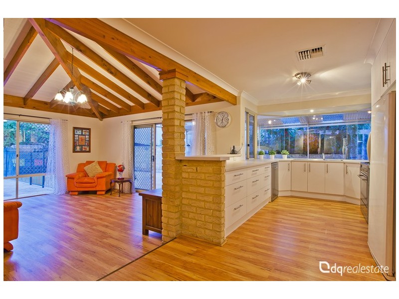 9 Marlandy Court, Woodvale WA 6026