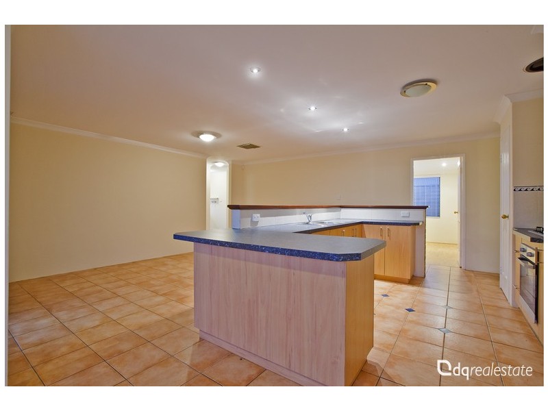 24 Firmstone Circle, Landsdale WA 6065