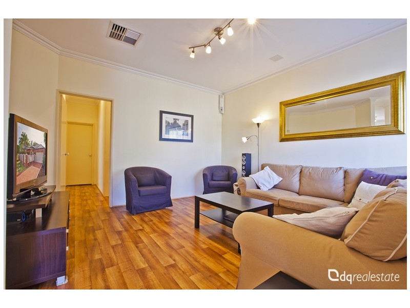 A/9 Wollong Place, Nollamara WA 6061