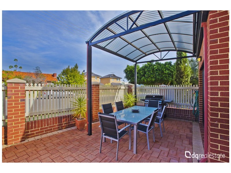 A/9 Wollong Place, Nollamara WA 6061