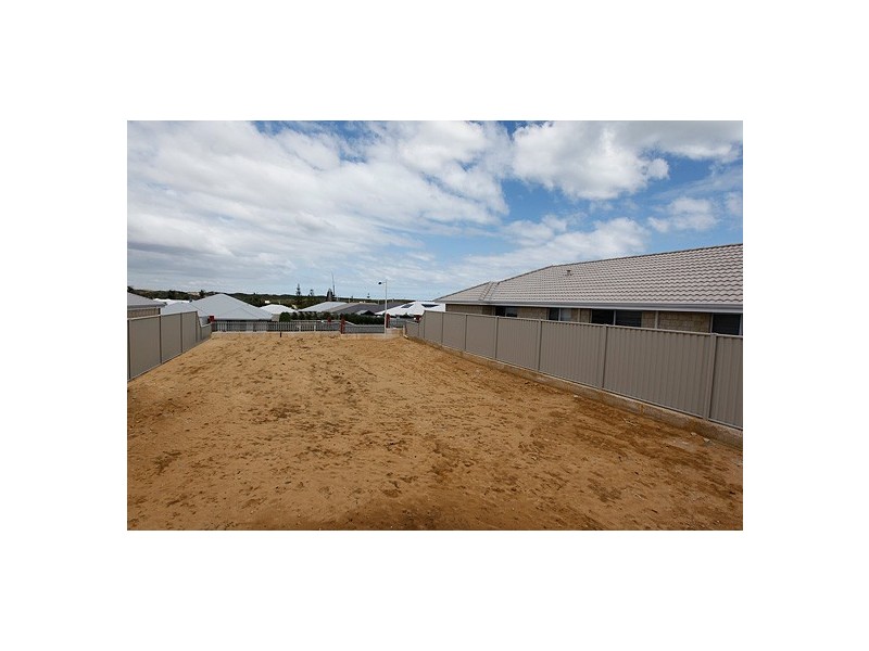 45 Leeway Loop, Alkimos WA 6038