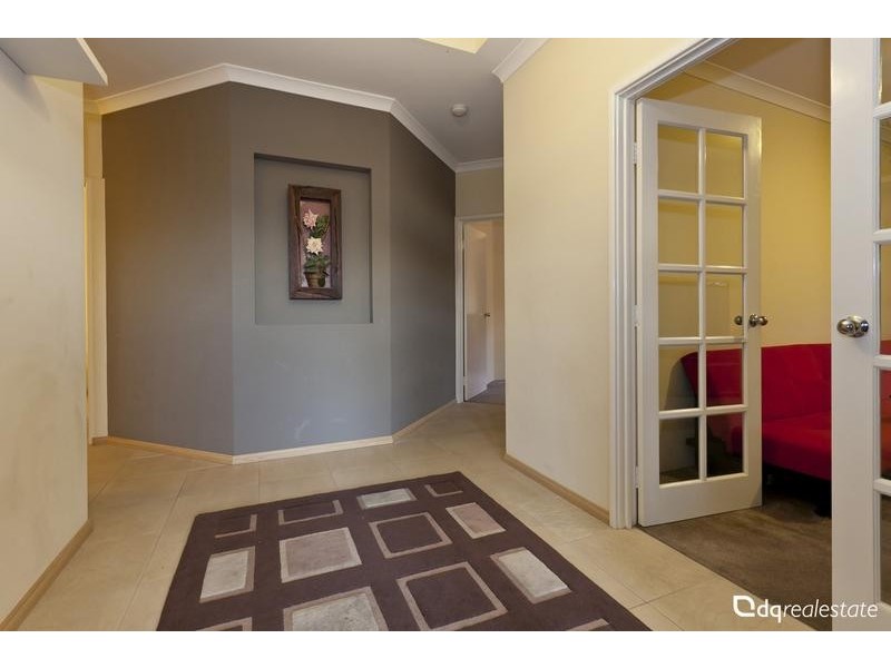 4 Cozens Road, Tapping WA 6065