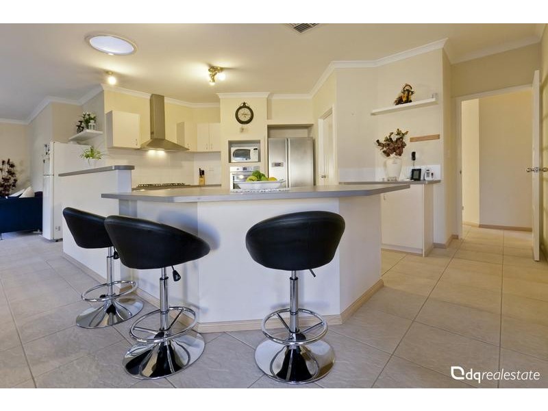 4 Cozens Road, Tapping WA 6065