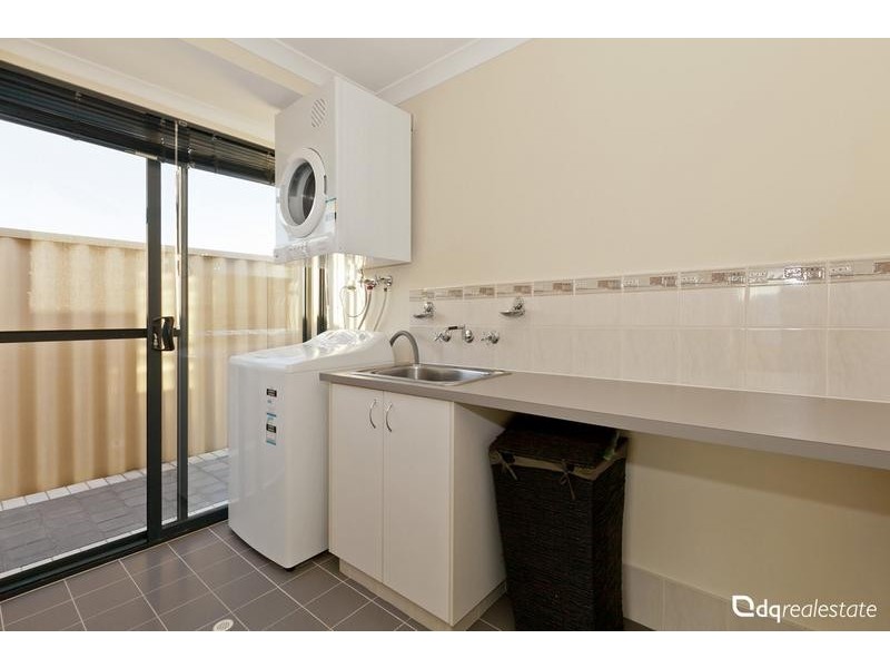 4 Cozens Road, Tapping WA 6065