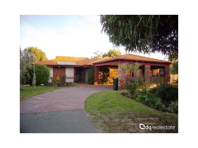 2/20 Dempster Road, Karrinyup WA 6018