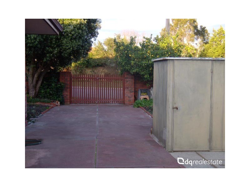 2/20 Dempster Road, Karrinyup WA 6018