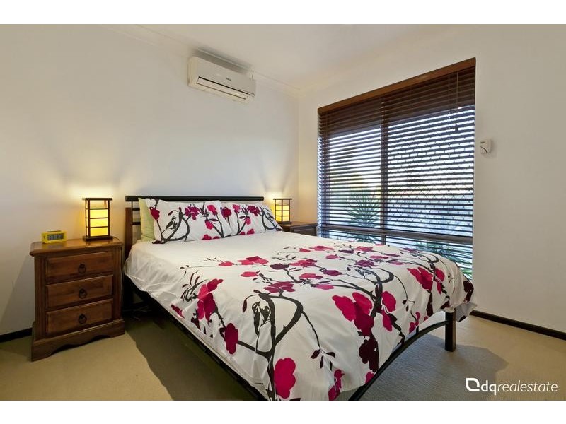 12 Madana Place, Craigie WA 6025