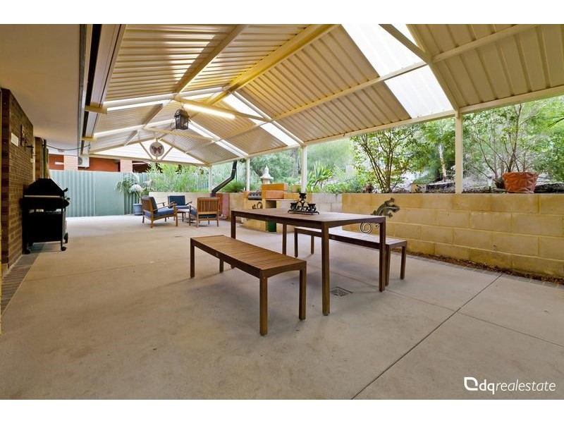 12 Madana Place, Craigie WA 6025