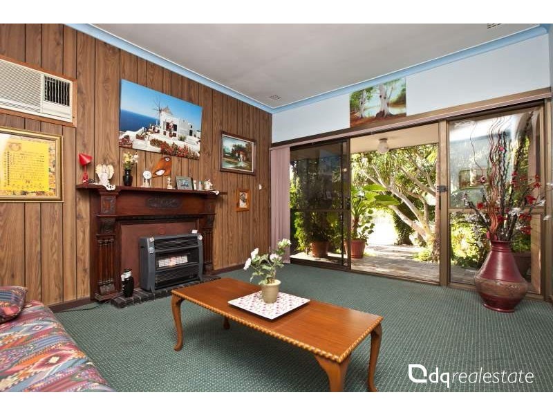 29 Walderton Avenue, Balga WA 6061