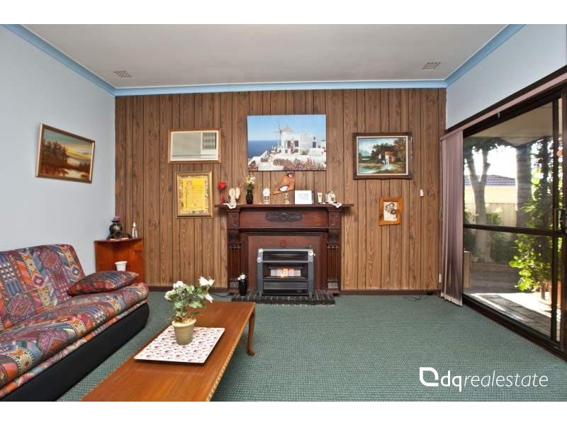 29 Walderton Avenue, Balga WA 6061