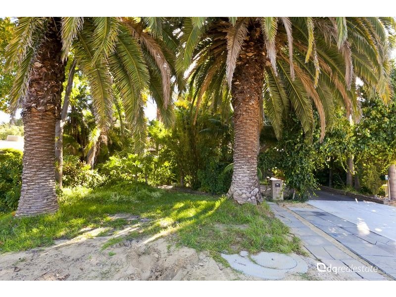 29 Walderton Avenue, Balga WA 6061