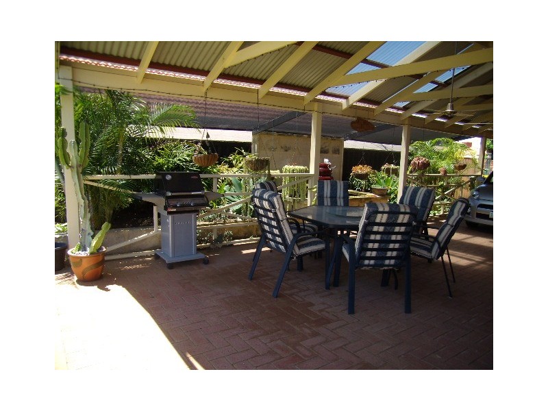 24 Eradu Ramble, Hocking WA 6065