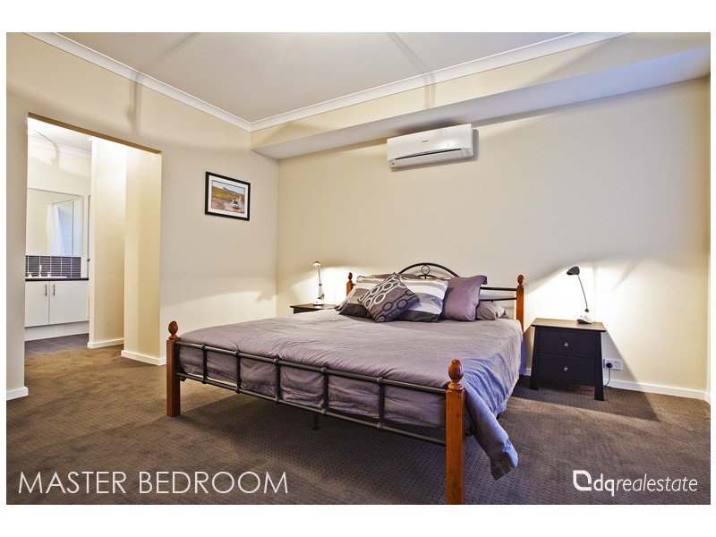 33 Bathurst Gardens, Darch WA 6065