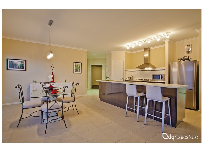 33 Bathurst Gardens, Darch WA 6065