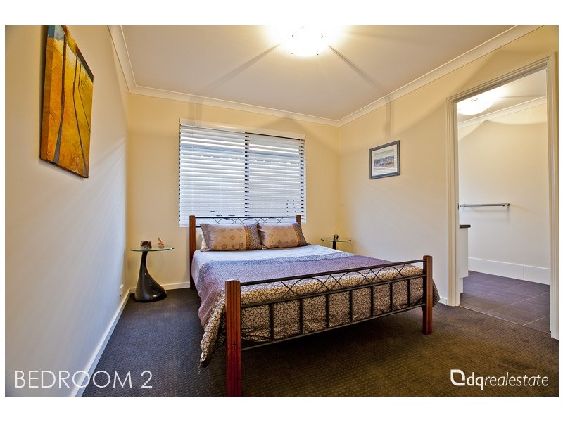 33 Bathurst Gardens, Darch WA 6065