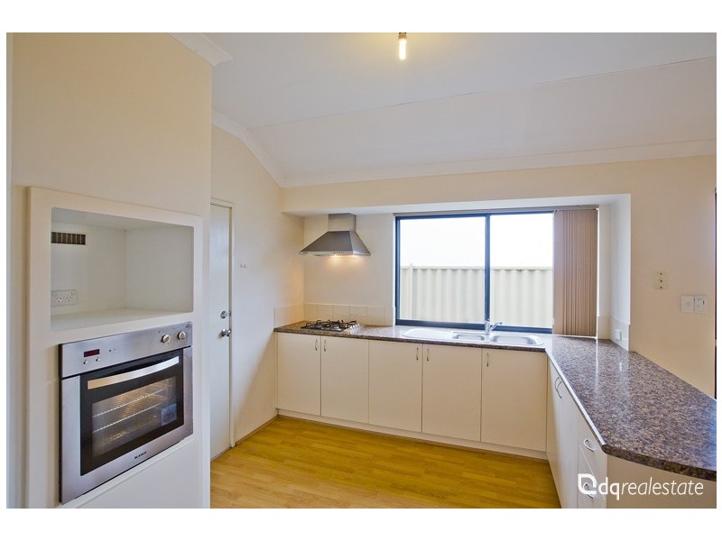 7 Cozens Road, Tapping WA 6065