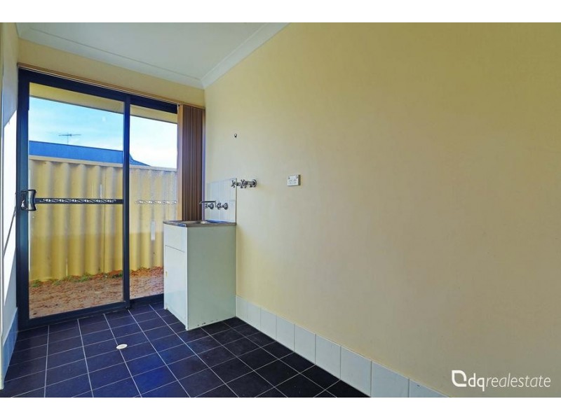 7 Cozens Road, Tapping WA 6065