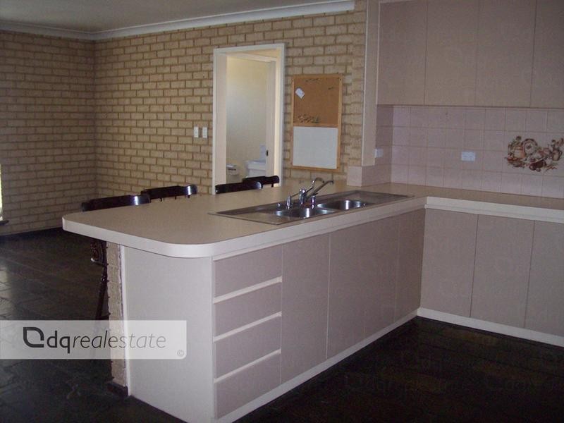 20 Whitworth Avenue, Girrawheen WA 6064