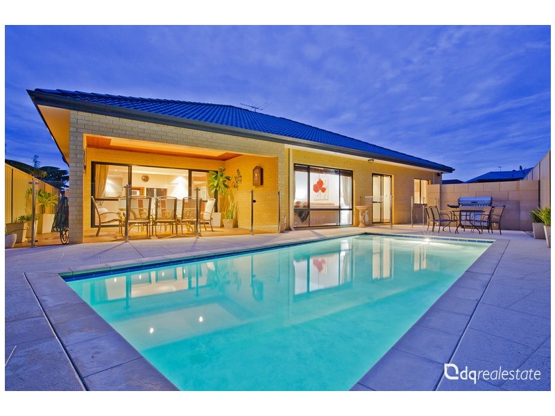 1 Shiralee Bend, Carramar WA 6031