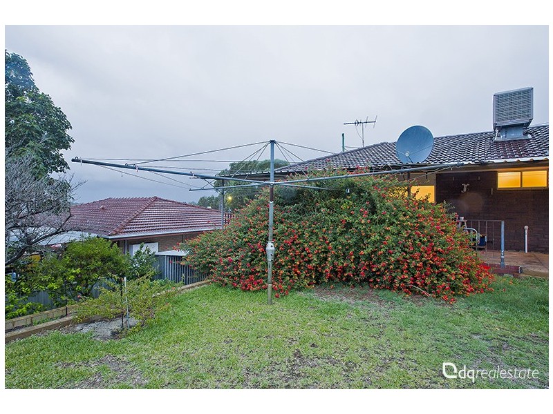 37 Sanderson Street, Embleton WA 6062