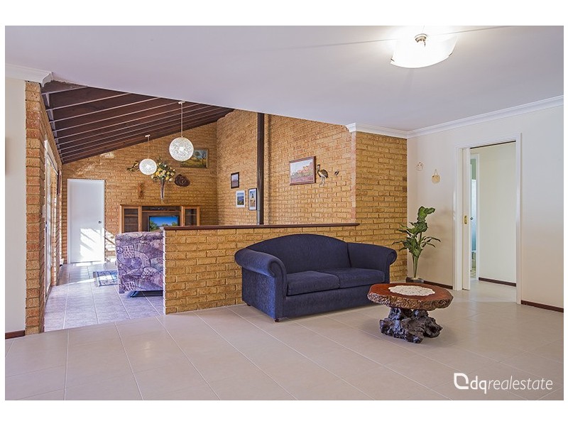 16 Garrong Close, Edgewater WA 6027