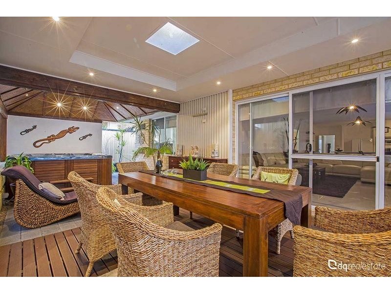 5 Gerygone Pass, Tapping WA 6065