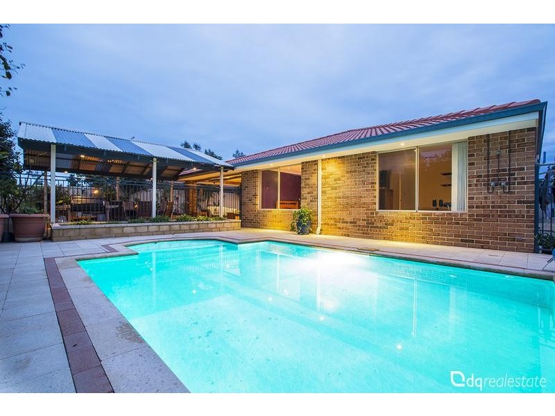 25 Palmerston Crescent, Tapping WA 6065