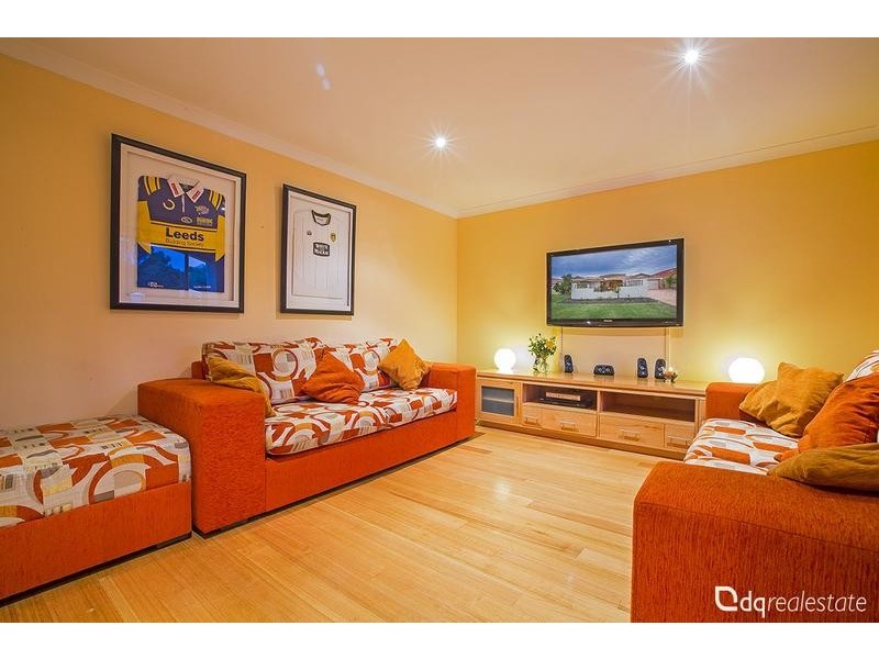 25 Palmerston Crescent, Tapping WA 6065