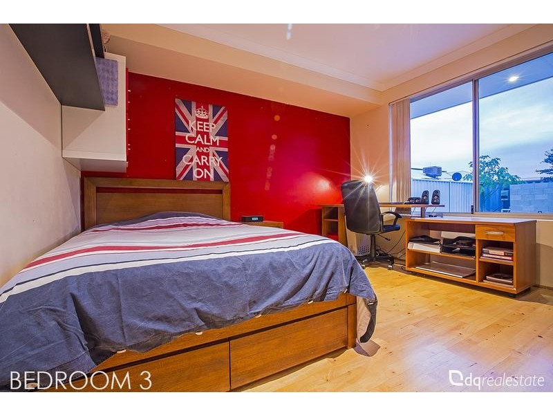 25 Palmerston Crescent, Tapping WA 6065