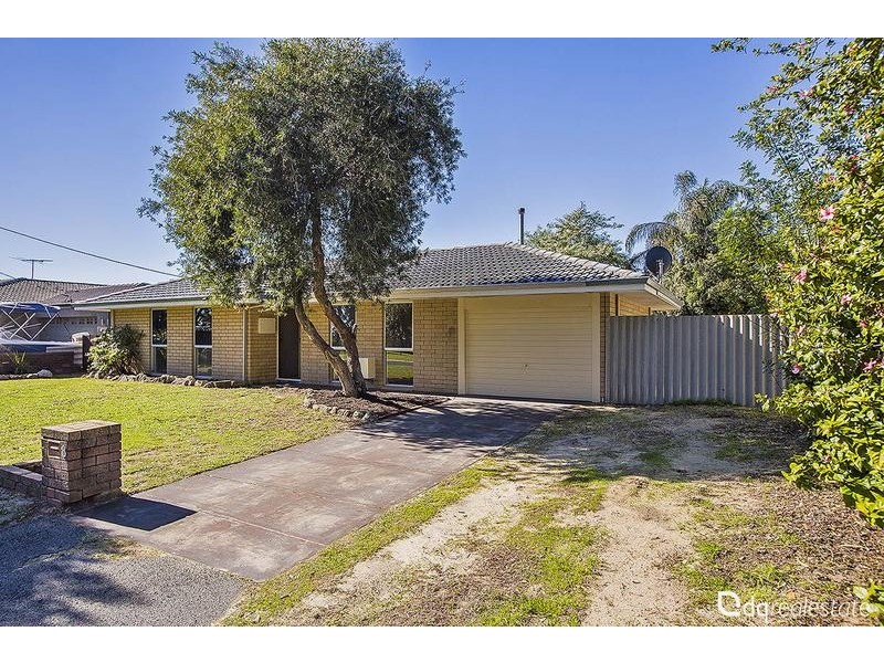 8 Waidup Street, Wanneroo WA 6065