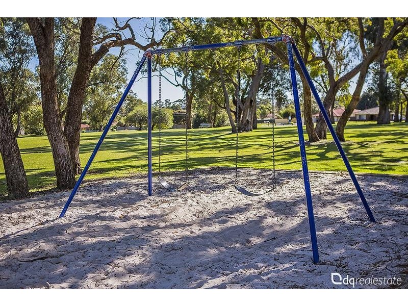 8 Waidup Street, Wanneroo WA 6065