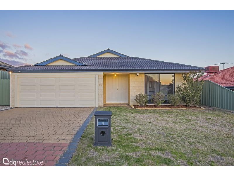 4 Olympus Loop, Merriwa WA 6030