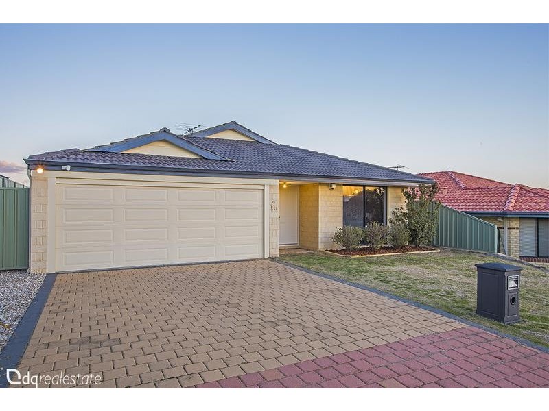 4 Olympus Loop, Merriwa WA 6030