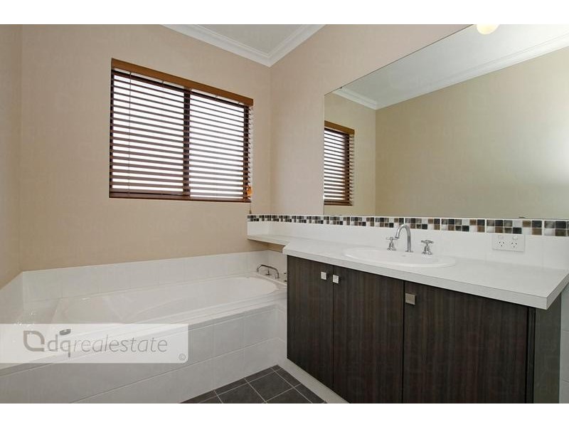 23 Roslin Road, Wanneroo WA 6065