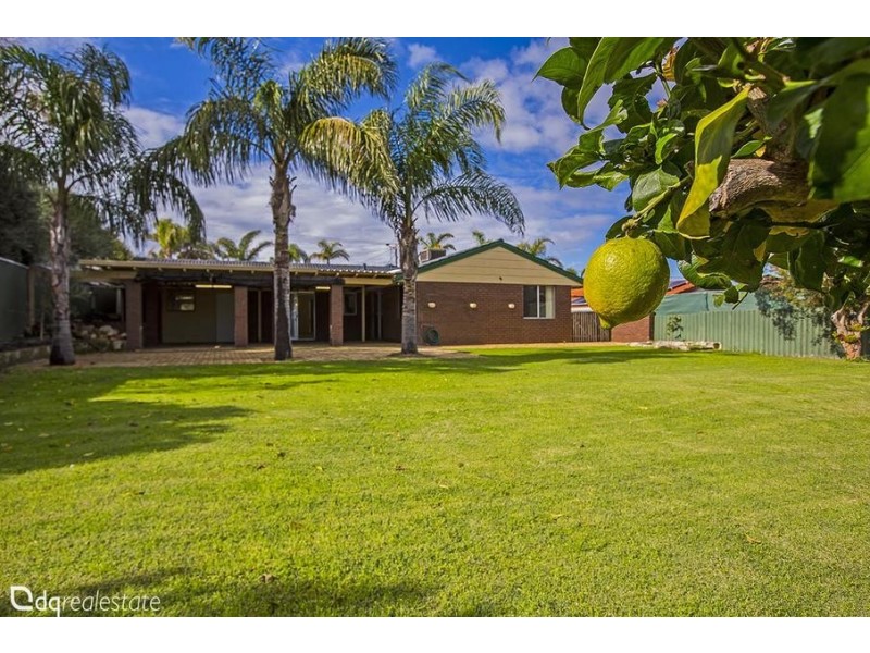 15 Uringa Way, Wanneroo WA 6065