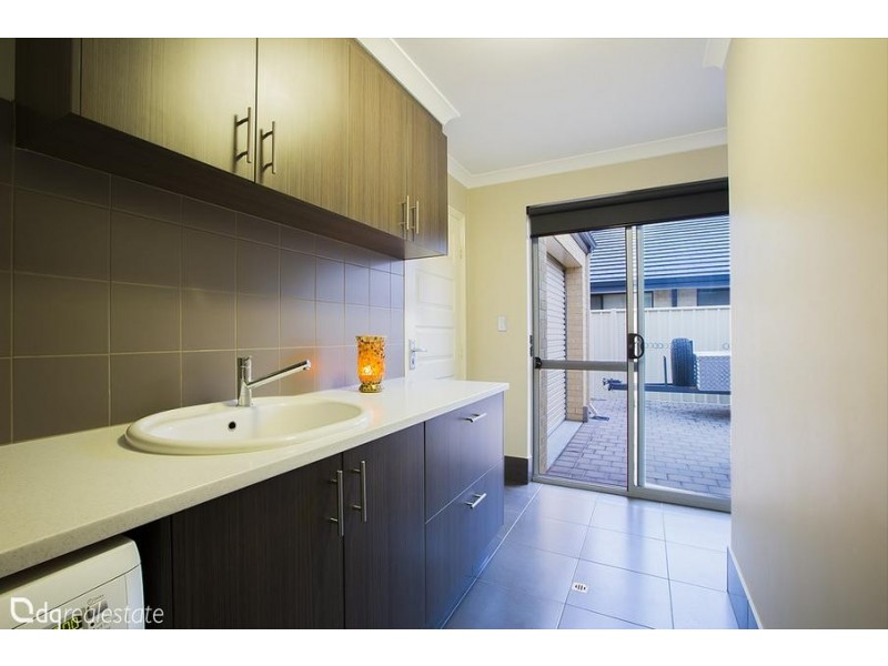 14 Eastman Turn, Tapping WA 6065