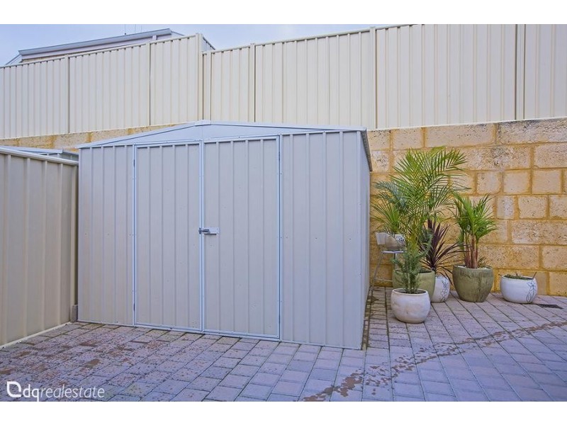 14 Eastman Turn, Tapping WA 6065