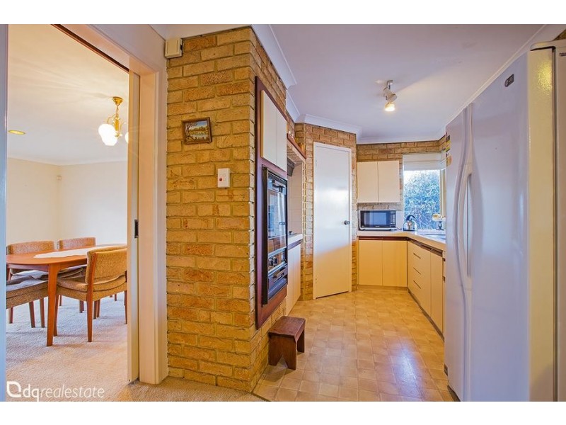 2 Fleetwood Circuit, Woodvale WA 6026