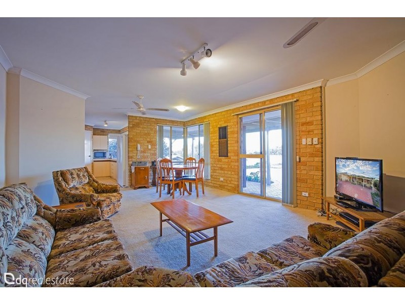 2 Fleetwood Circuit, Woodvale WA 6026