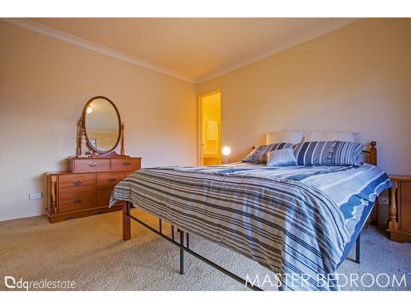 2 Fleetwood Circuit, Woodvale WA 6026