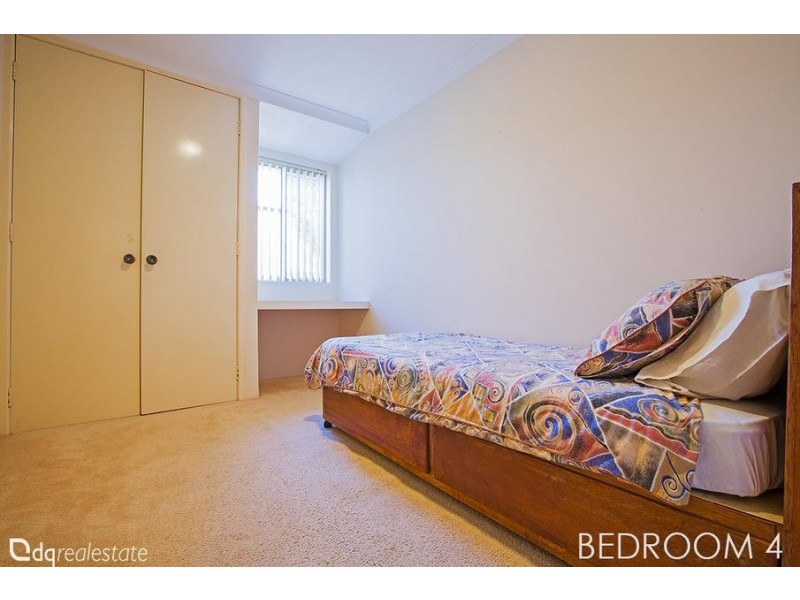 2 Fleetwood Circuit, Woodvale WA 6026